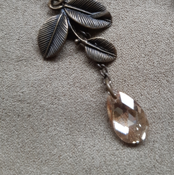 Swarovski crystal elements - Dangling earrings - Picture 2 of 3